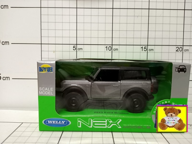 WELLY MODELE 1:34-1:35 FORD BRONCO 2023 5900360008805,5900360008843,            5900360004500 43840