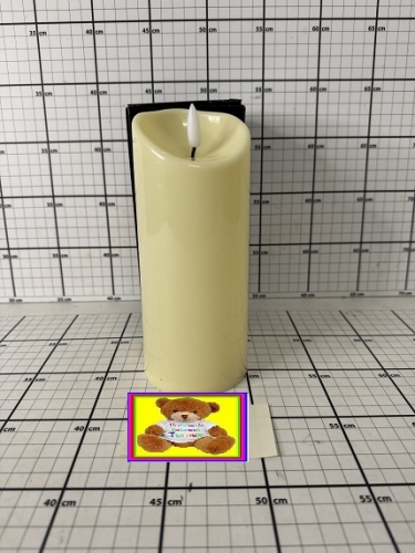 ŚWIECA LED NA BATERIE 17X7,5CM          5904888124429