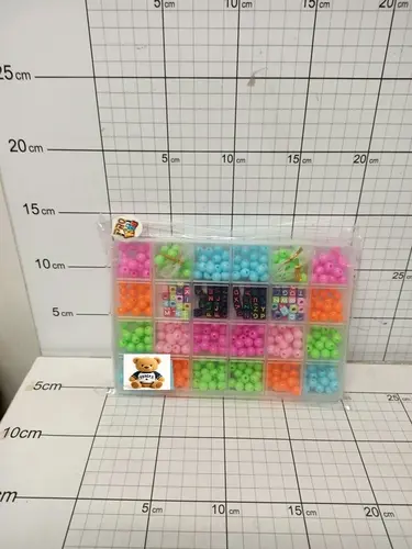 KORALIKI DEKORACYJNE BIŻUTERIA          W ORGANIZERZE 5903943010226