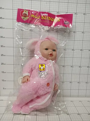 LALKA BOBAS W KOMBINEZONIE 40CM         PO POLSKU 5901271564961
