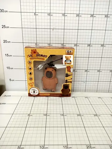 LATAJĄCA KAPIBARA Z ŁADOWARKĄ           5904326482869