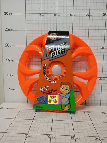 LATAJĄCY TALERZ Z ŚWIATŁEM 6900312073539