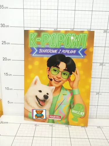 MART.K-POPOWI BOHATEROWIE Z PUPILAMI    Z NAKLEJKAMI PKWIU49030000 9788368520804