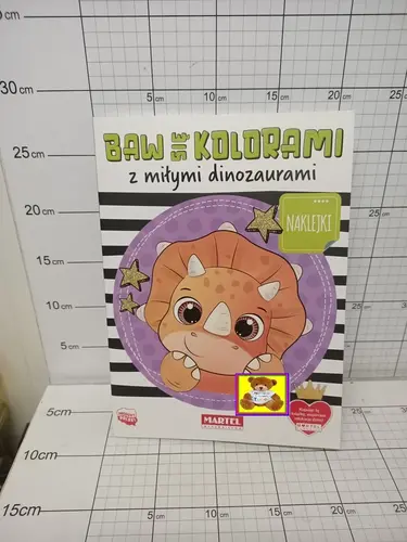 MART.KOLOROWANKA BAW SIĘ KOLORAMI       Z MIŁYMI DINOZAURAMI 9788367668026      PWIU 49030000