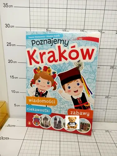 POZNAJEMY KRAKÓW 9788382075502