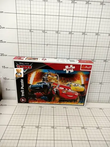 PUZZLE 100 EKSTREMALNY WYŚCIG AUTA 3    TREFL 5900511163582