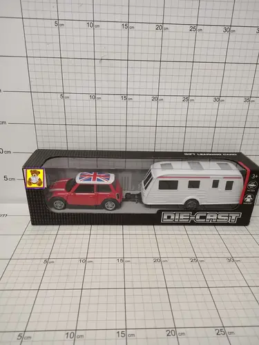 SAMOCHÓD Z PRZYCZEPĄ KEMPINGOWĄ METAL   5903943009619