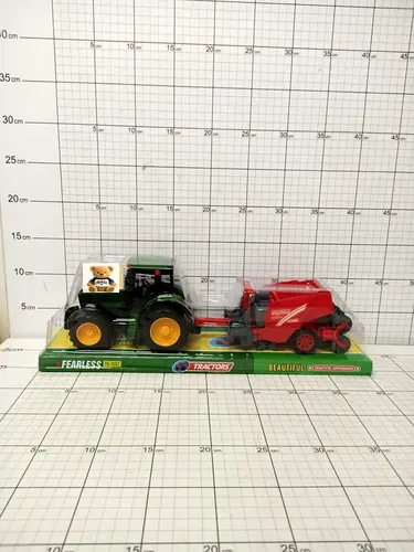 TRAKTOR Z MASZYNĄ ROLMNICZĄ             5907187901074