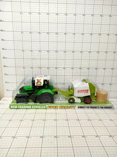 TRAKTOR Z MASZYNĄ ROLNICZĄ 5903940017808