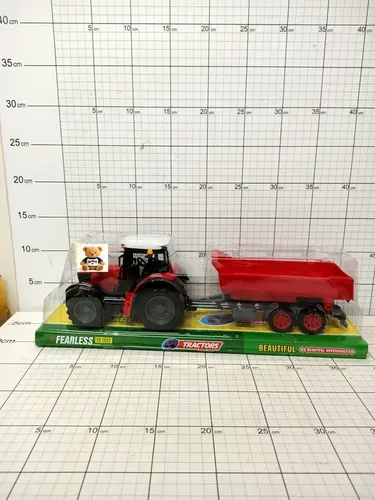 TRAKTOR Z MASZYNĄ ROLNICZĄ 5907187900954