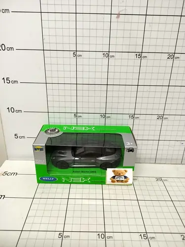 WELLY MODELE W SKALI 1.34-1.39          ASTON MARTIN  43777     KK5900360008805,KK5900360008843