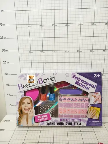 ZESTAW DO PAZNOKCI 5104732153975