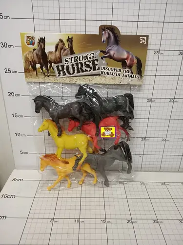 ZWIERZĘTA KONIE W WORKU MIX             5903943004942